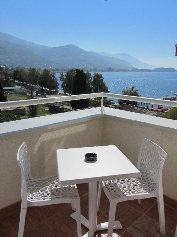 Ristevski Apartments Ohrid Quarto foto