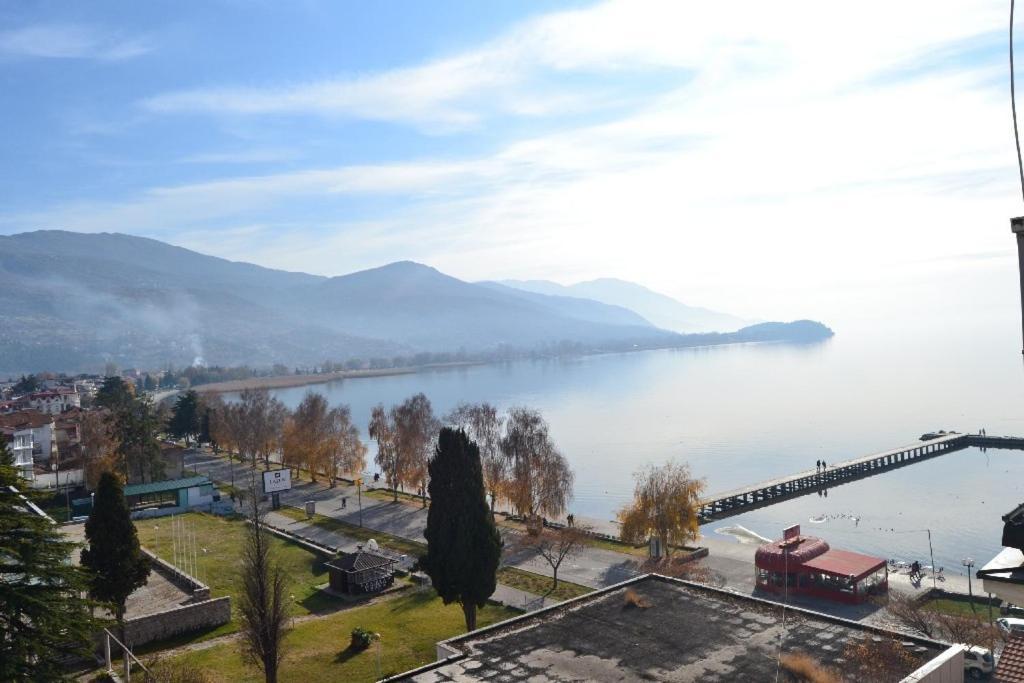 Ristevski Apartments Ohrid Exterior foto